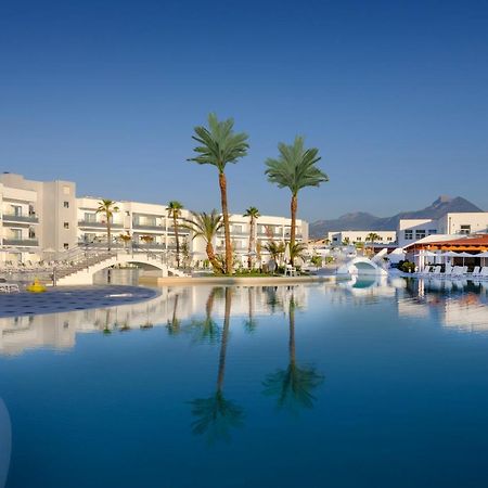 Отель Aldiana Club Calabria Виллапьяна Экстерьер фото